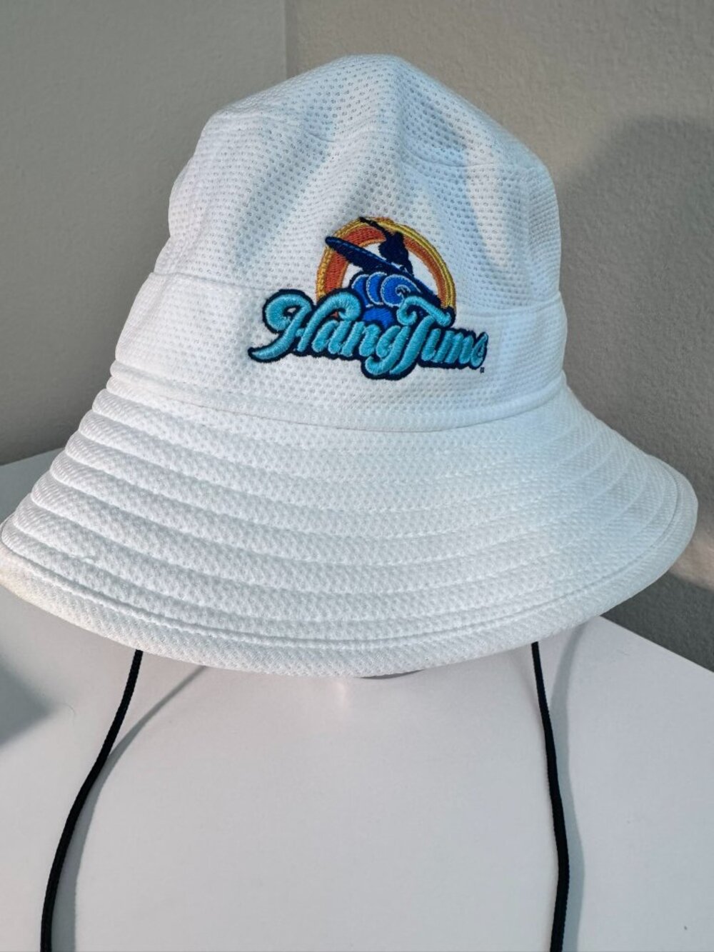 New Era HangTime White Bucket Hat Surf Beach Sun Fishing One Size Unisex